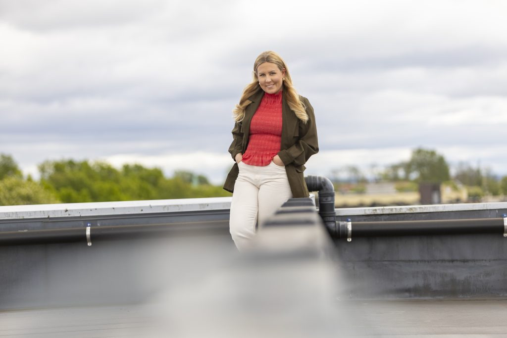 Lise Aastorp Ulriksen har kuttet reisebudsjettet og lykkes vel så godt med inbound marketing når Becour skal tiltrekke nye kunder.